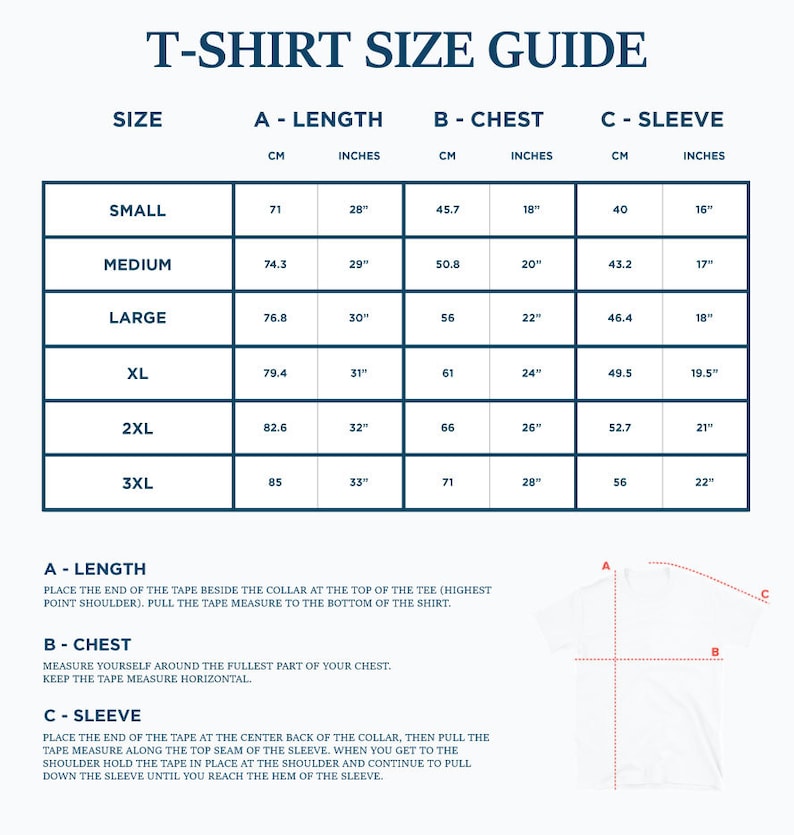 Op de afbeelding: Een witte T-shirt maattabel met afmetingen in centimeters en inches. De tabel bevat maten van Small tot 3XL, met lengte, borst en mouw metingen. Meetinstructies zijn ook inbegrepen.