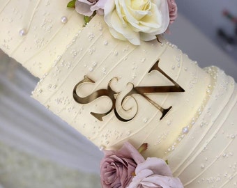 Doppelte Initial Cake Charms | Hochzeit Initialen | Personalisiert | Verschiedene Größen, Farben & Schriftarten