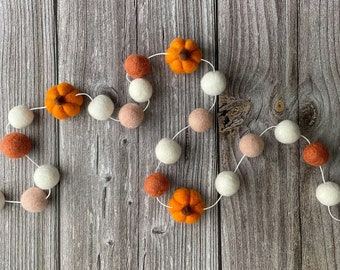 FALL Decor. Pom Poms Garland. Pumpkin Decor. Pumpkin Garland. Felt Pompom Garland