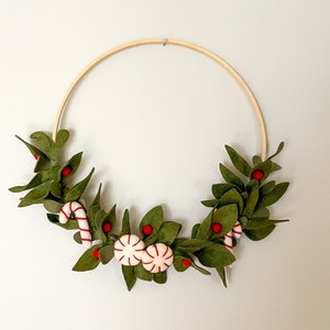 Christmas Decor. Felt Wreath.Christmas Felt Wreath. Winter Wreath. Felt Holiday Wreath. Christmas leaves Wreath