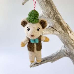 Needle Felted Mouse Ornament. Wool Felted Christmas Ornament