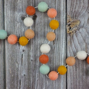 Fall Garland. Boho Garland. Boho Decor. Felt Pom Poms Garland.Felt Balls Garland. Felt Pompom Garland