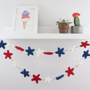 4th of July Garland. Independence Day Decor. Fourth of July. Pom Pom Garland. Felt Garland