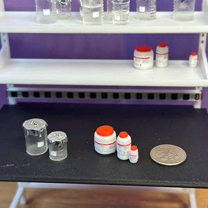 Set Laboratorio Scientifico In Miniatura Scala 1:6 Per Casa Delle Bambole &ndash; Microscopio E Provette