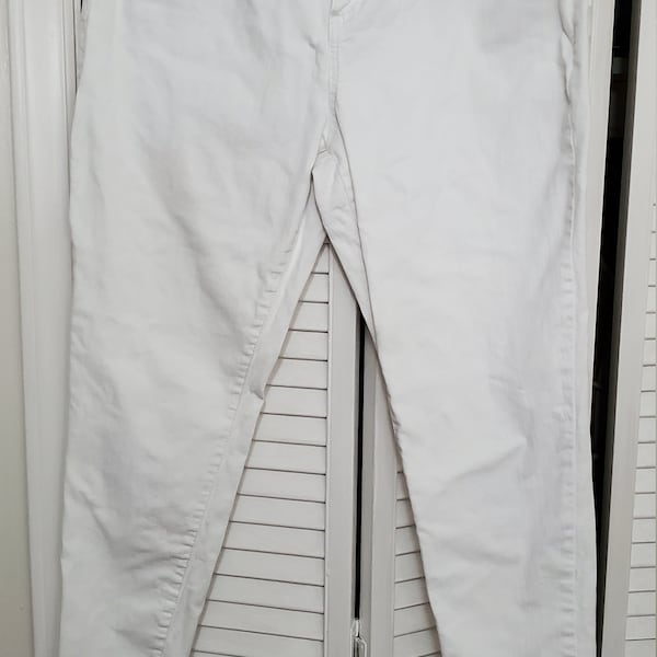 White Skinny Jeans by Bandolino