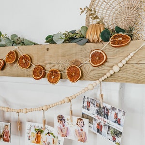 Guirlande de perles en bois de thym sauge de 1,2 m avec pinces à linge à suspendre, porte-photos, cartes de Noël, clips de vacances image 1