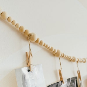 Guirlande de perles en bois de thym sauge de 1,2 m avec pinces à linge à suspendre, porte-photos, cartes de Noël, clips de vacances image 9
