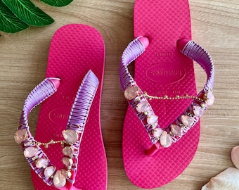 Pierres du Rhin et macramé personnalisés Havaianas roses