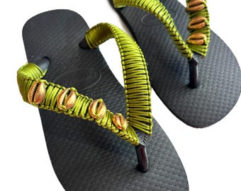 Black Havaianas with Green Silk Thread Macrame and Golden Sea Shells