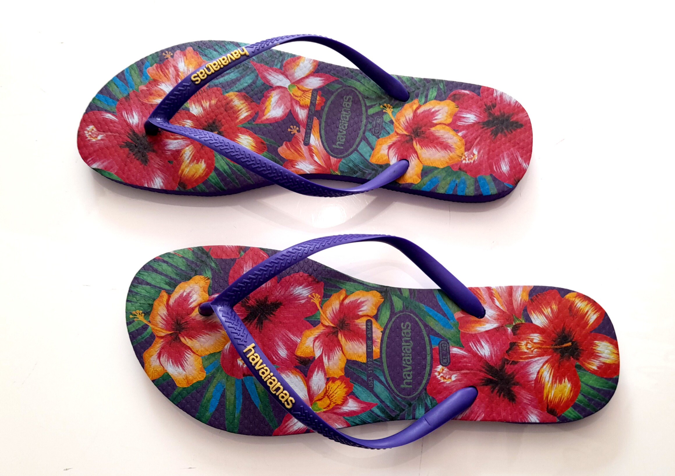 bright pink havaianas