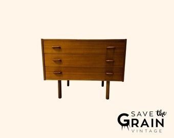 Vintage Mid-Century Modern Teak Dresser