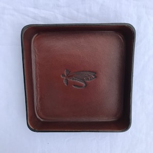 Leather Valet Tray, 8 Sizes Available,  Leather Desk Tray, Leather Tray for Men, Leather  Catchall Tray, Groomsmen Gift.  Personalized.