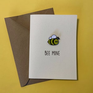 Carte de voeux avec épingle en métal rigide - abeille mine d'abeille - joyeux anniversaire lui son ami copain carte cadeau cadeau Noël
