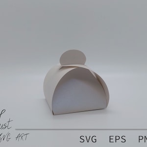 May include: White favour box with a rounded top and a small, round handle. The box is made of cardstock and is ideal for holding small gifts or treats.
