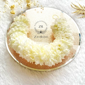 Gajra per capelli con fiori bianchi / Gajra per capelli da sposa con fiori artificiali / Accessori per capelli floreali da sposa indiana asiatica