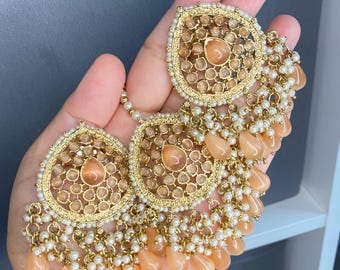 Ensemble de boucles d'oreilles pêche Kundan Tikka | Ensemble de bijoux de mariée asiatiques | Parure de boucles d'oreilles indiennes traditionnelles Tikka en or