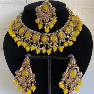 Asian Necklace Tikka and Earrings Set | Indian Bridal Jewellery Set | Traditional Kundan Pakistani Jewellery