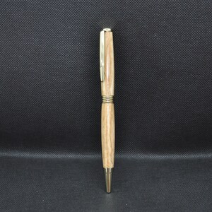Bois (CHÊNE ÉPALTÉ) - Stylo fait main fin, finition dorée
