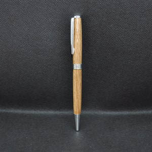 Bois (chêne) - Stylo fait main fin, finition chromée