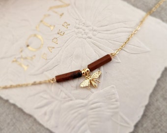 Minimalistic Bee Bracelet, Gemstone Bracelet with gold Bee