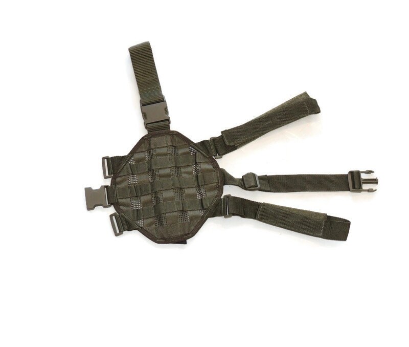 MOLLE-Clip Universal MOLLE / PALS Mounting System – DLP Tactical