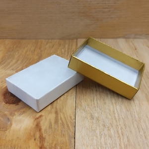 48 x B01 GOLD & WHITE Cardboard Jewellery Gift Boxes with Fibro insert