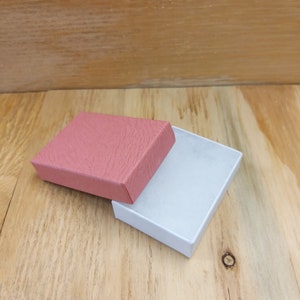 48 x B01 PINK & WHITE Grained Cardboard Jewellery Gift Boxes with Fibro insert