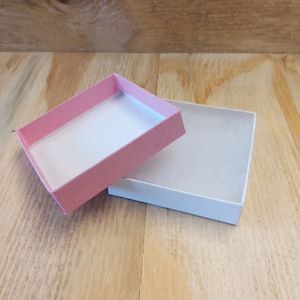 40 x B08 PINK & WHITE Grained Rectangular Cardboard Jewellery Gift Boxes with Fibro insert