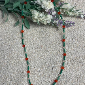 Green spring necklace