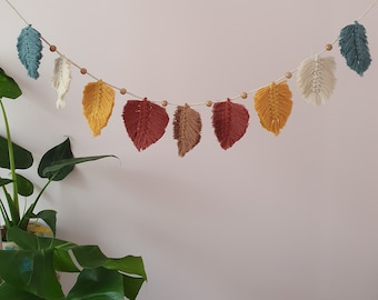 Macrame Bunting | Macrame Wall Hanging | Wall Decor | Macrame Leaf Garland