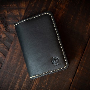 The Patrick - Minimalistisches Herren Portemonnaie (Englische Bridle - Wickett & Craig)
