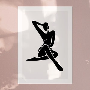 Figure abstraite dessinée en noir sur fond beige, art mural avec corps abstrait, affiche de figure féminine