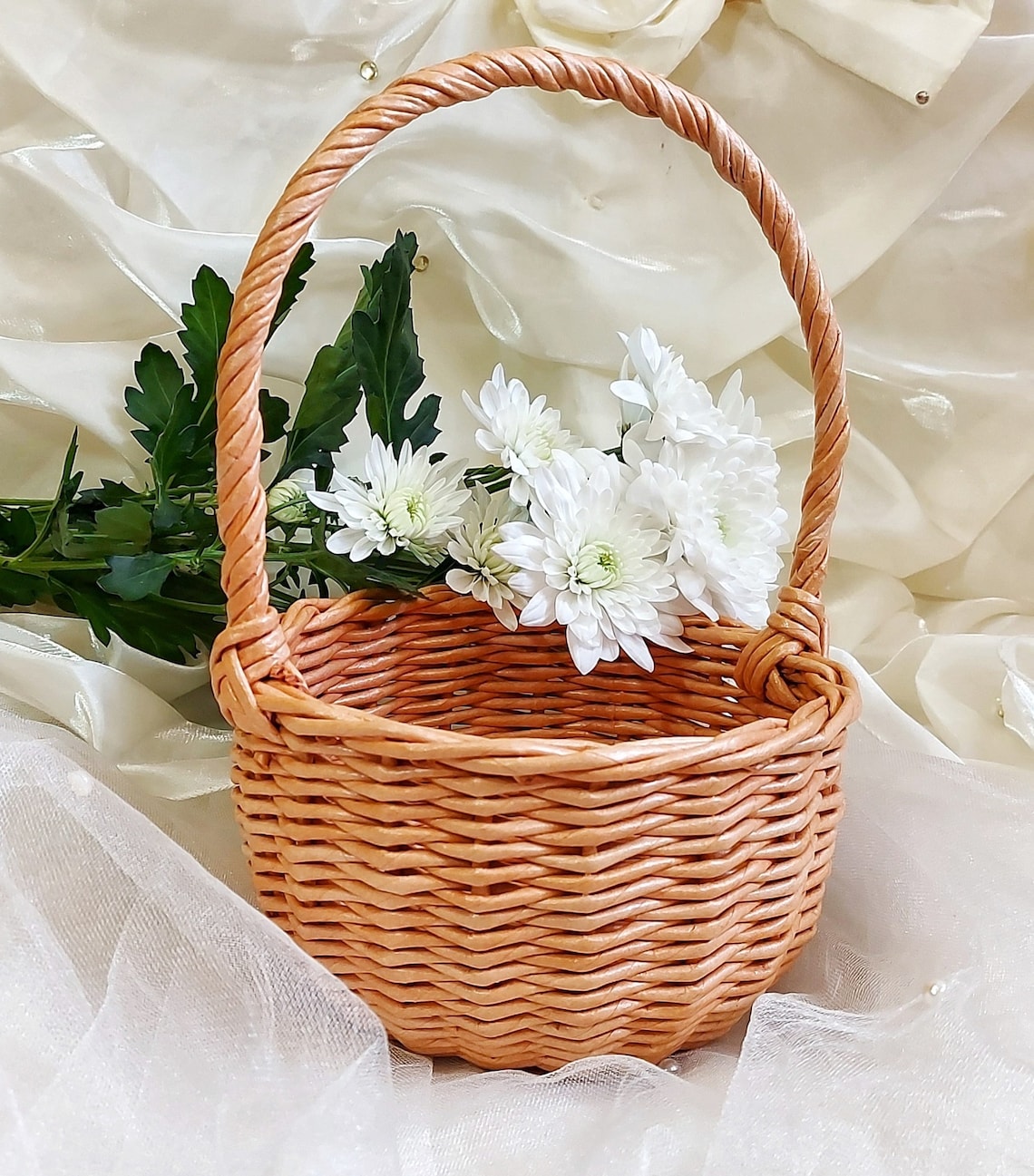 Flower girl wicker basket with handle Wedding basket Wedding | Etsy