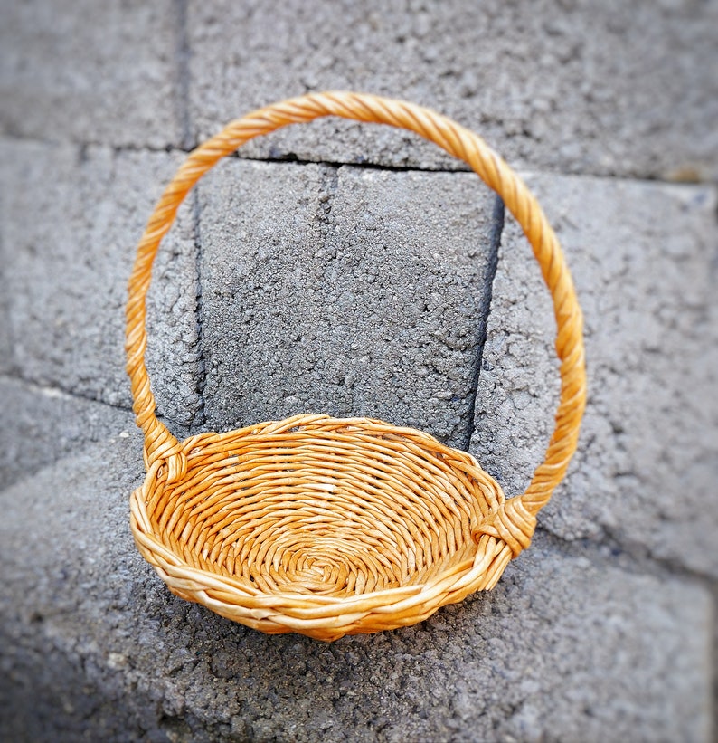 Wicker Easter Basket with Handle Round Flower Basket Wedding Etsy