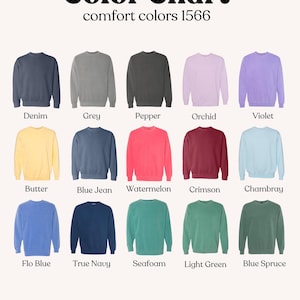 Pu&ograve; includere: Tabella colori di felpe Comfort Colors 1566 in varie tonalit&agrave;. La tabella mostra 15 colori diversi, tra cui Denim, Grey, Pepper, Orchid, Violet, Butter, Blue Jean, Watermelon, Crimson, Chambray, Flo Blue, True Navy, Seafoam, Light Green e Blue Spruce.