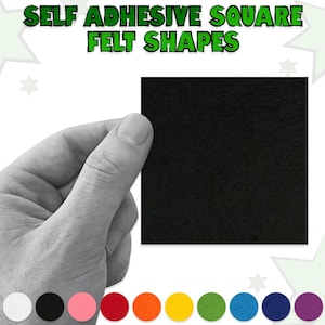 Könnte beinhalten: Ein schwarzes, selbstklebendes, quadratisches Filzstück vor weißem Hintergrund. Der Text "SELF ADHESIVE SQUARE FELT SHAPES" steht oben. Eine Reihe farbiger Kreise unten, darunter weiß, schwarz, rosa, rot, orange, gelb, grün, blau und lila.