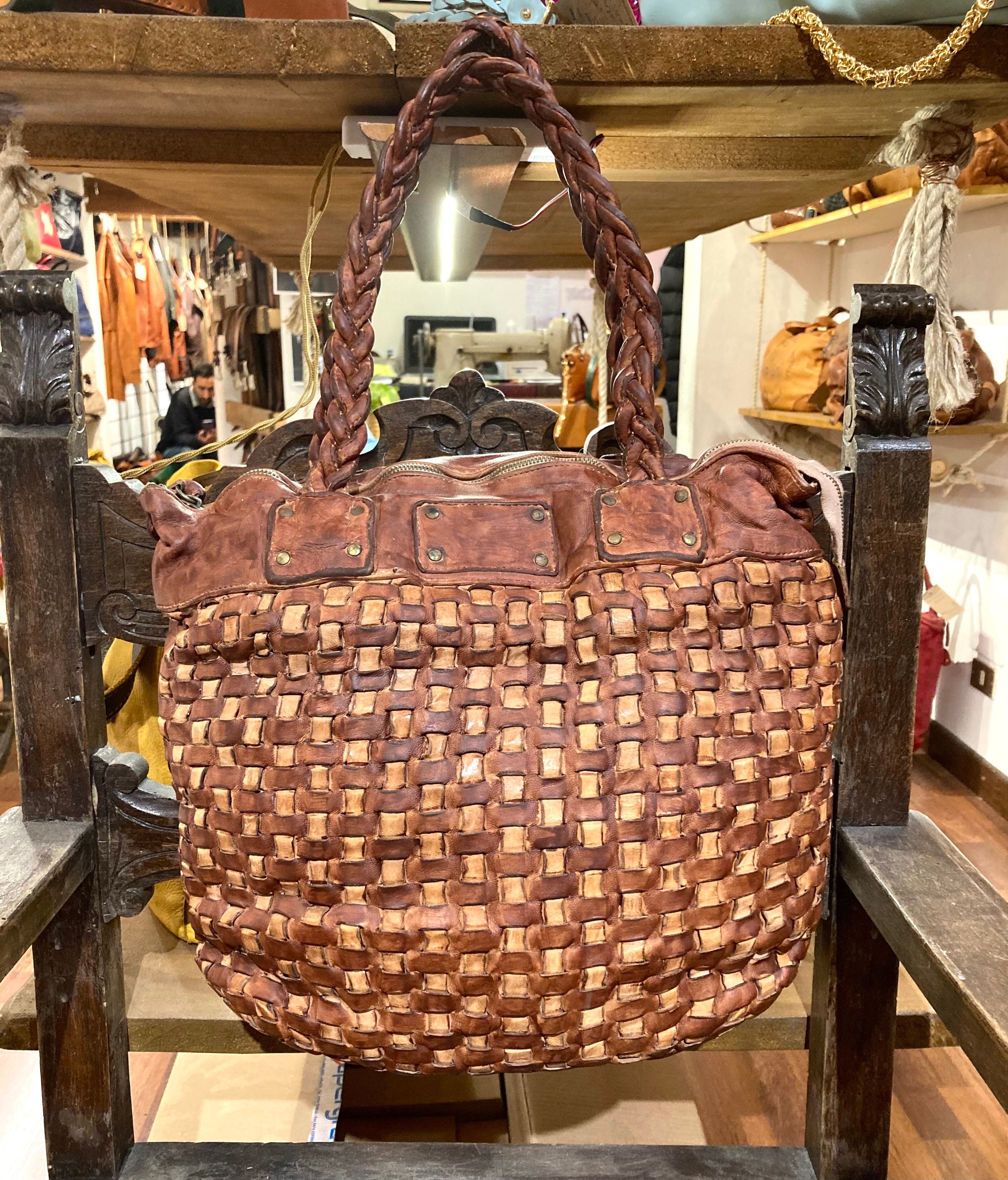 Woven leather bag. Luxury bag handmade in Italy - Nude