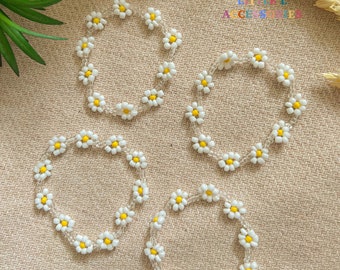 Sale Daisy bracelet beaded bracelet floral jewellery white bracelet Gift Idea Gift for woman free daisy ring limited time