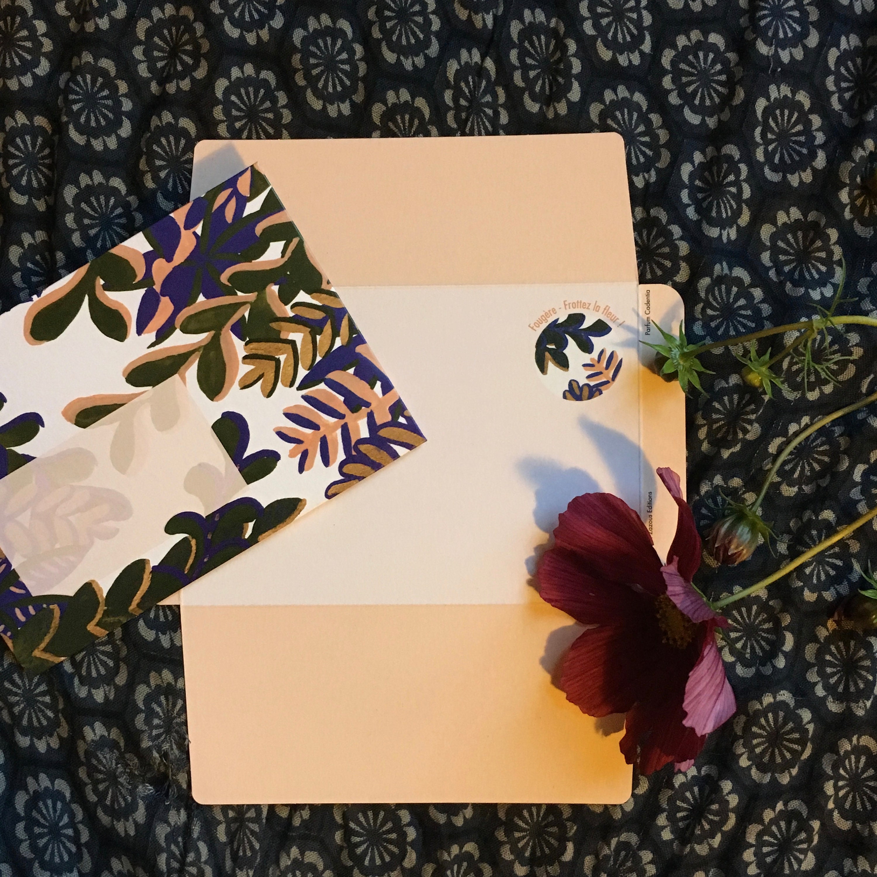 Acheter des enveloppe forme fleur