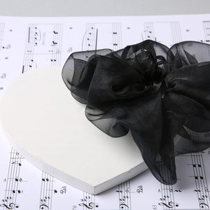 Jumbo Organza Scrunchie
