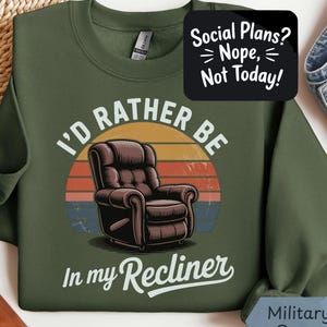 Funny Elderly AF Long Sleeve Recliner Shirt Grandpa Birthday Gift Aging Humor Shirt Gift for Senior Men or Elderly Dad Gifts Retro Pullover