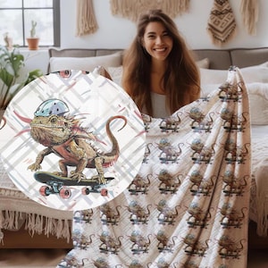 Bearded Dragon Lover Gift Cozy Lizard Owner Throw Bearded Dragon Mom Gifts, Plush Blanket Decor, Animal Lover Blanket for All Ages