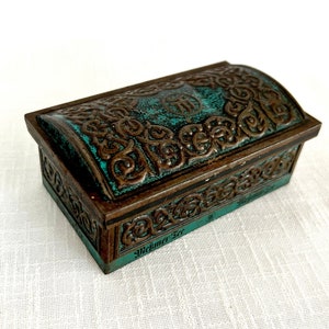 Rectangle Vintage Metal Collectible Tin Box, Retro Tin Box, Metal Storage Box, Mid-Century Decor, Old Rectangle Tin Box, Vintage Tin Box