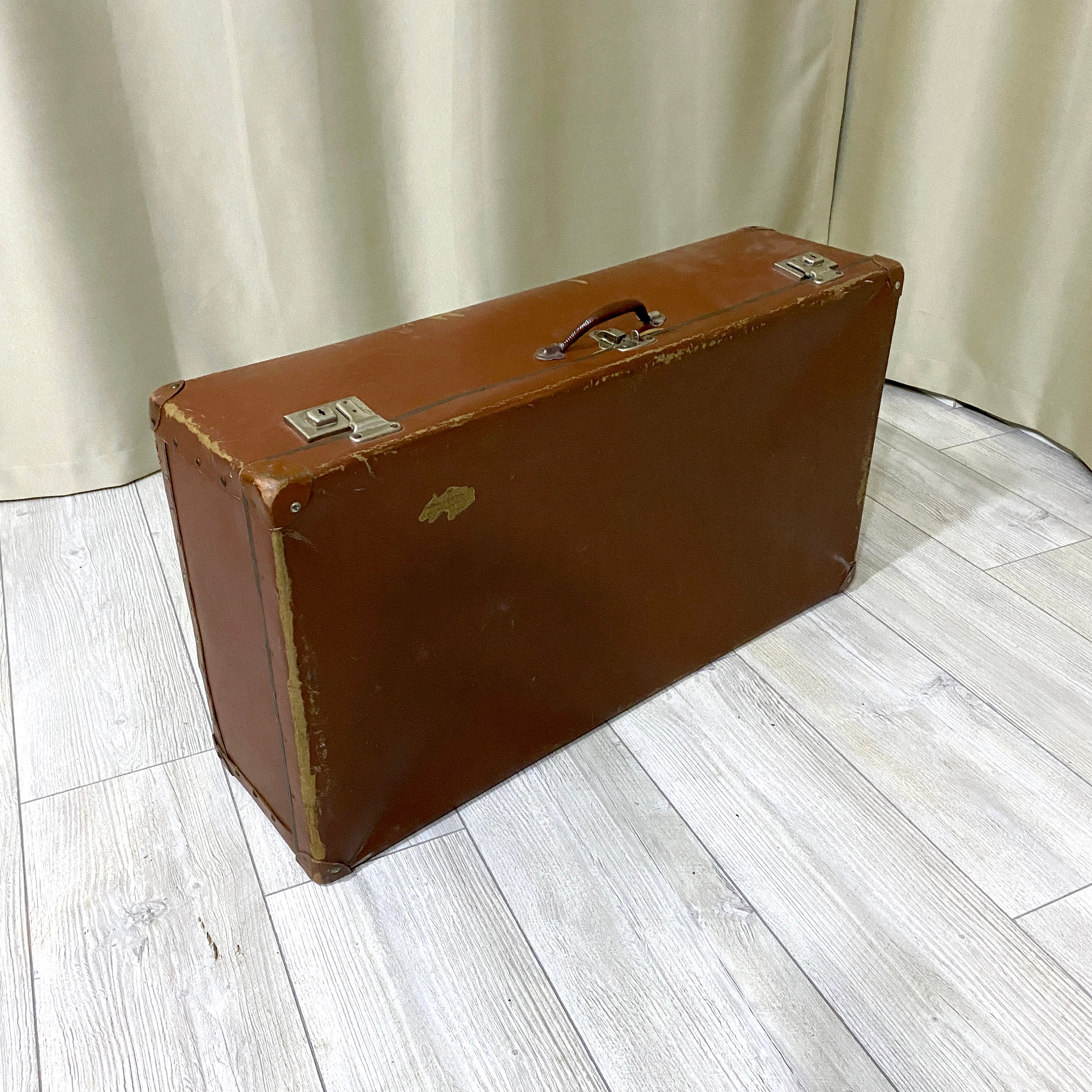 ビンテージ革トランク 軍人のビンテージ 革トランク（薄こげ茶）昭和