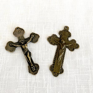 Vintage Jesus Crucifix Cross | Divine Mercy Rosary Centerpiece | Jesus Have Mercy on Us | Catholic Rosary | Sacred Heart of Jesus