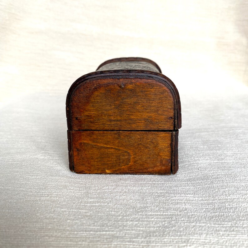 Pirate Treasure Decorative Chest Wooden Trinket Box Wooden Decorative Chest Jewelry Storage Box Vintage Small Pirate Treasure Chest Box