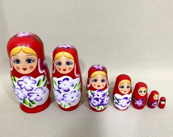 Vintage Matryoshka Doll | Russian Babushka Doll | Hand Painted Nesting Doll | Green Stacking Wooden Toy | 7 Pcs | 6.5" Russian Home Decor