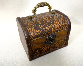 Vintage Wooden Box, Wooden Treasure Chest Box, Decorative Box, Wooden Jewelry Box, Storage Box Organizer, Trinket Box, Wood Memory Box