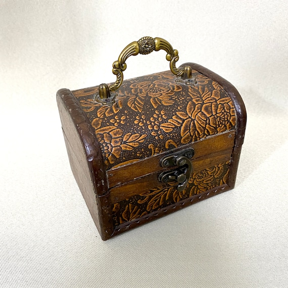 Vintage Wooden Box, Wooden Treasure Chest Box, Decorative Box, Wooden Jewelry Box, Storage Box Organizer, Trinket Box, Wood Memory Box