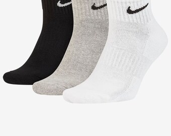 nike short white socks
